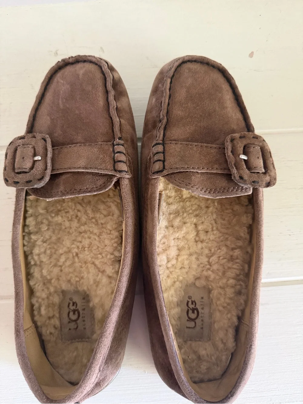Vintage UGG Loafers 8.5 Australia Thelma 1681 Buckle Shearling Cozycore Y2K